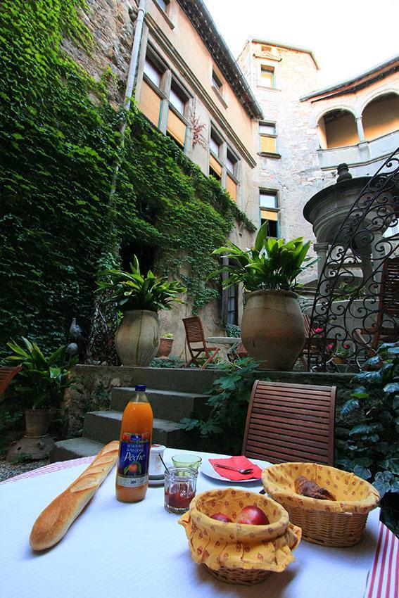 Hotel Restaurant D'Alibert Caunes-Minervois Eksteriør billede